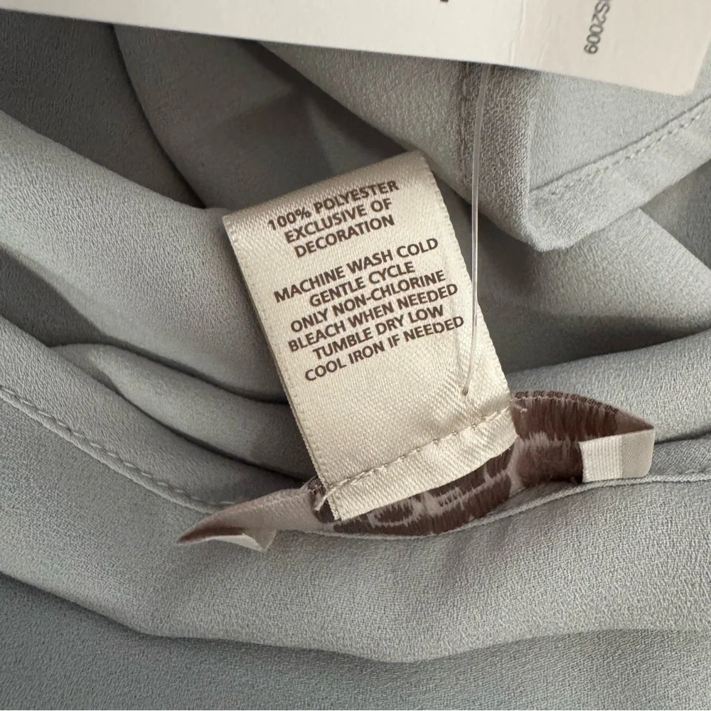 LOFT Tank Top - Picture 11 of 12